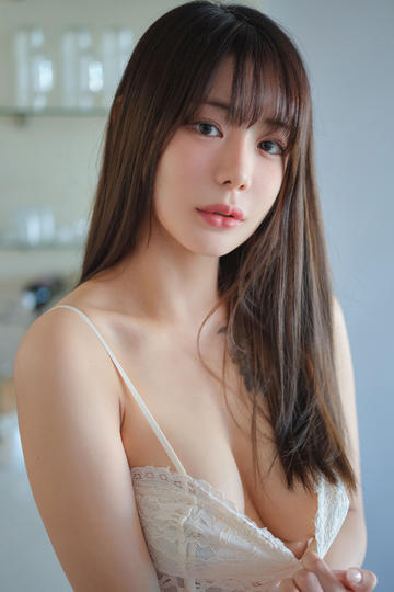 依人视频网站