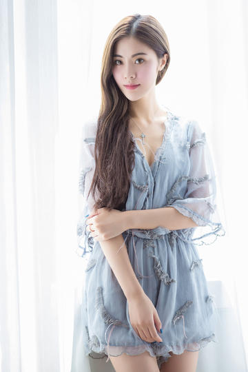 国产美女精品自在线拍天天影院